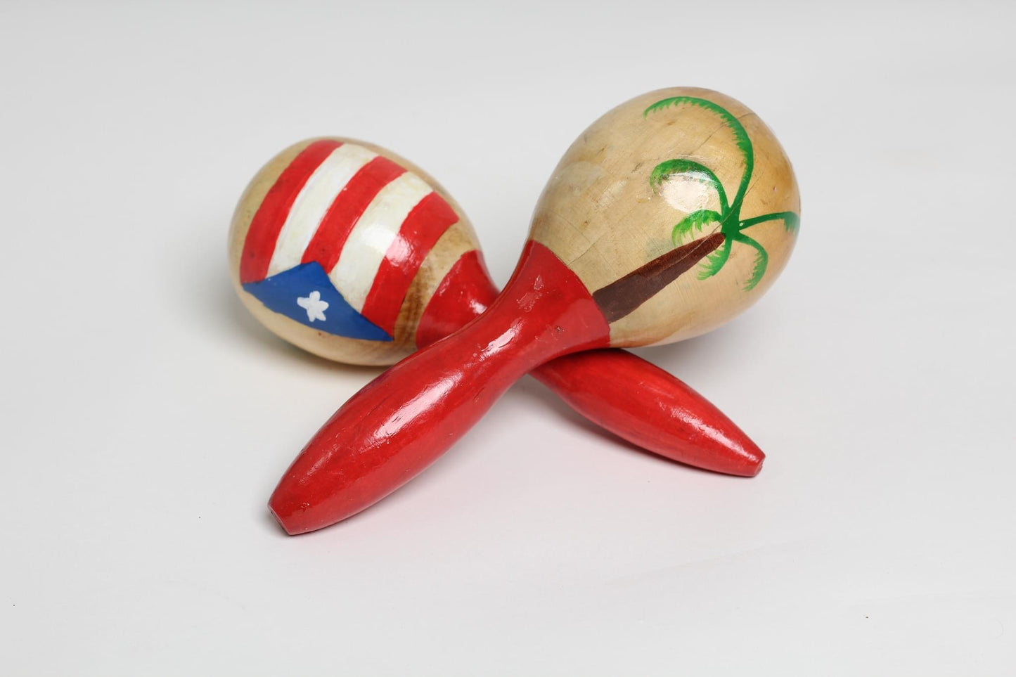 Wood maracas